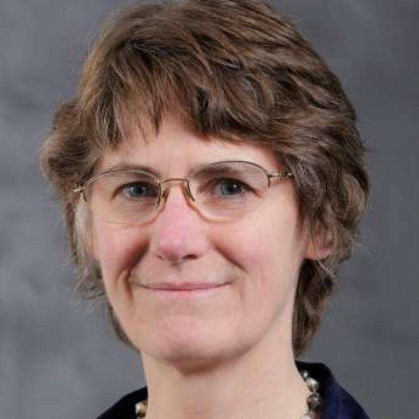 Mari Ostendorf Headshot