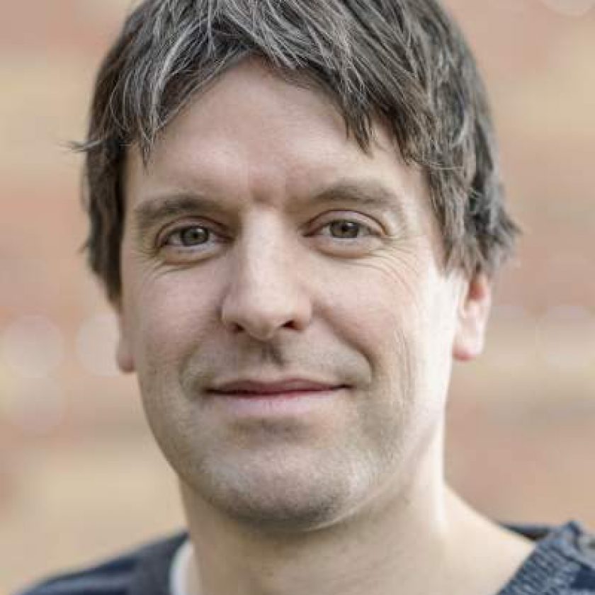 Georg Seelig Headshot