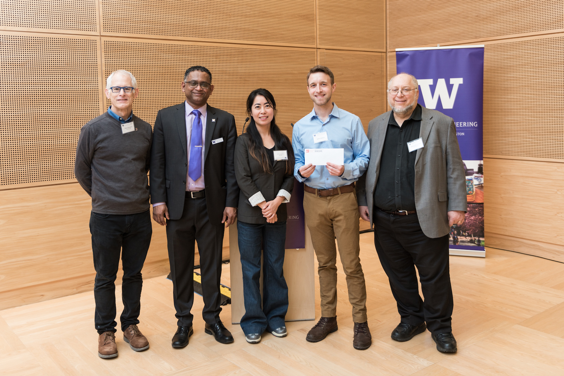 The 2017 Research Review Day | UW Department of Electrical & Computer ...