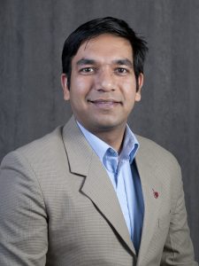 EE alum and WSU Assistant Professor Subhanshu Gupta