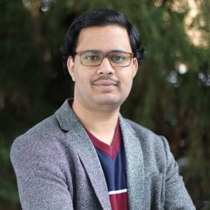 Akshay Gadre headshot