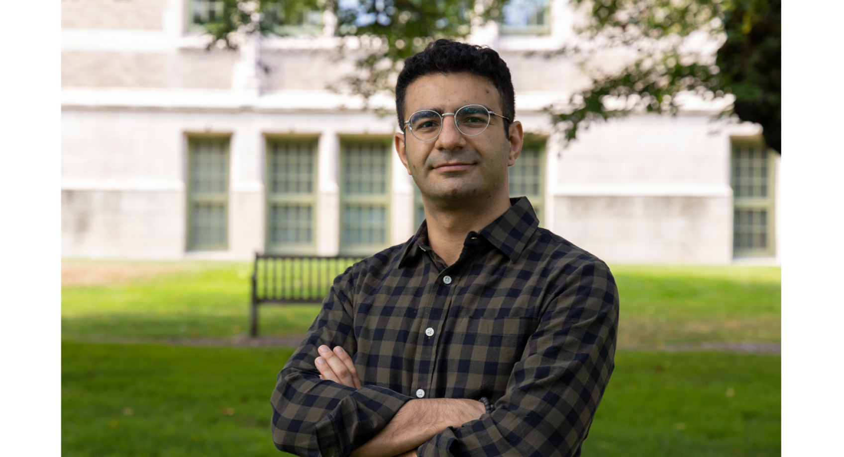 Sajjad Moazeni receives Google Research Scholar Program award to develop faster computer networks for AI and machine learning in the cloud Banner