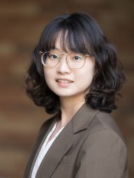 Yiyue Luo Headshot