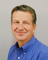 Research Professor Emeritus Darrell Jackson headshot