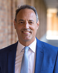 Professor Jose Nathan Kutz headshot